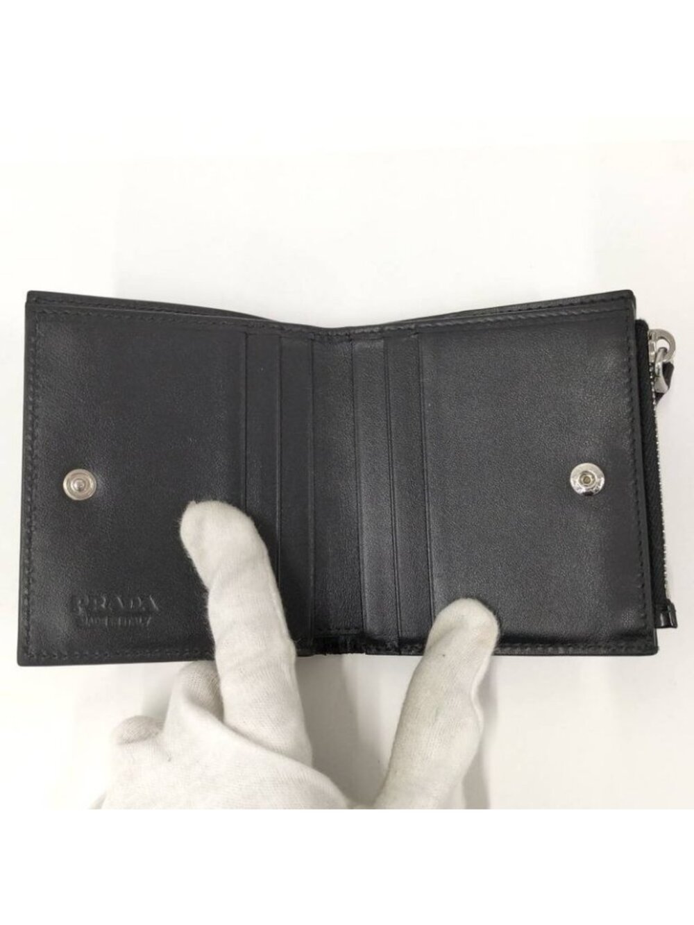 Prada Bifold Wallet Leather Black - Picture 2 of 9